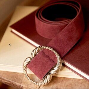NWOT Sezane Artemis belt in Sienna Burgundy T 90